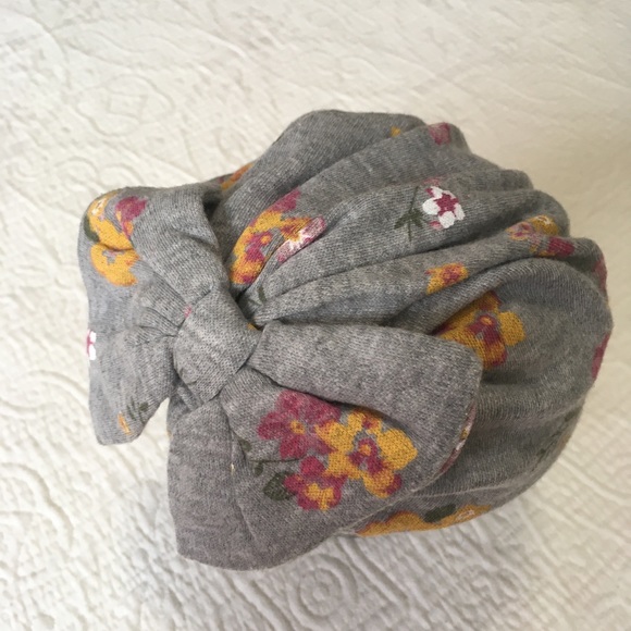 3-6m (5/$20) Baby Wrap Hat - Picture 2 of 5